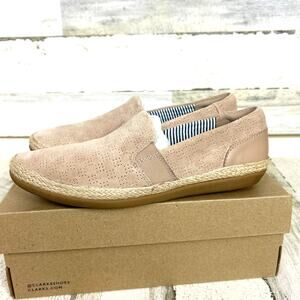 Clarks Womens 8 Tan Danelly Rai Suede Slip-On Casual Loafer Comfort Shoe